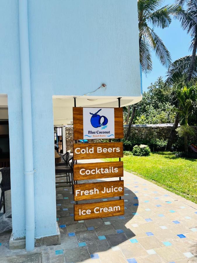 Cowrie Shell Beach Apartments Official Бамбури Екстериор снимка